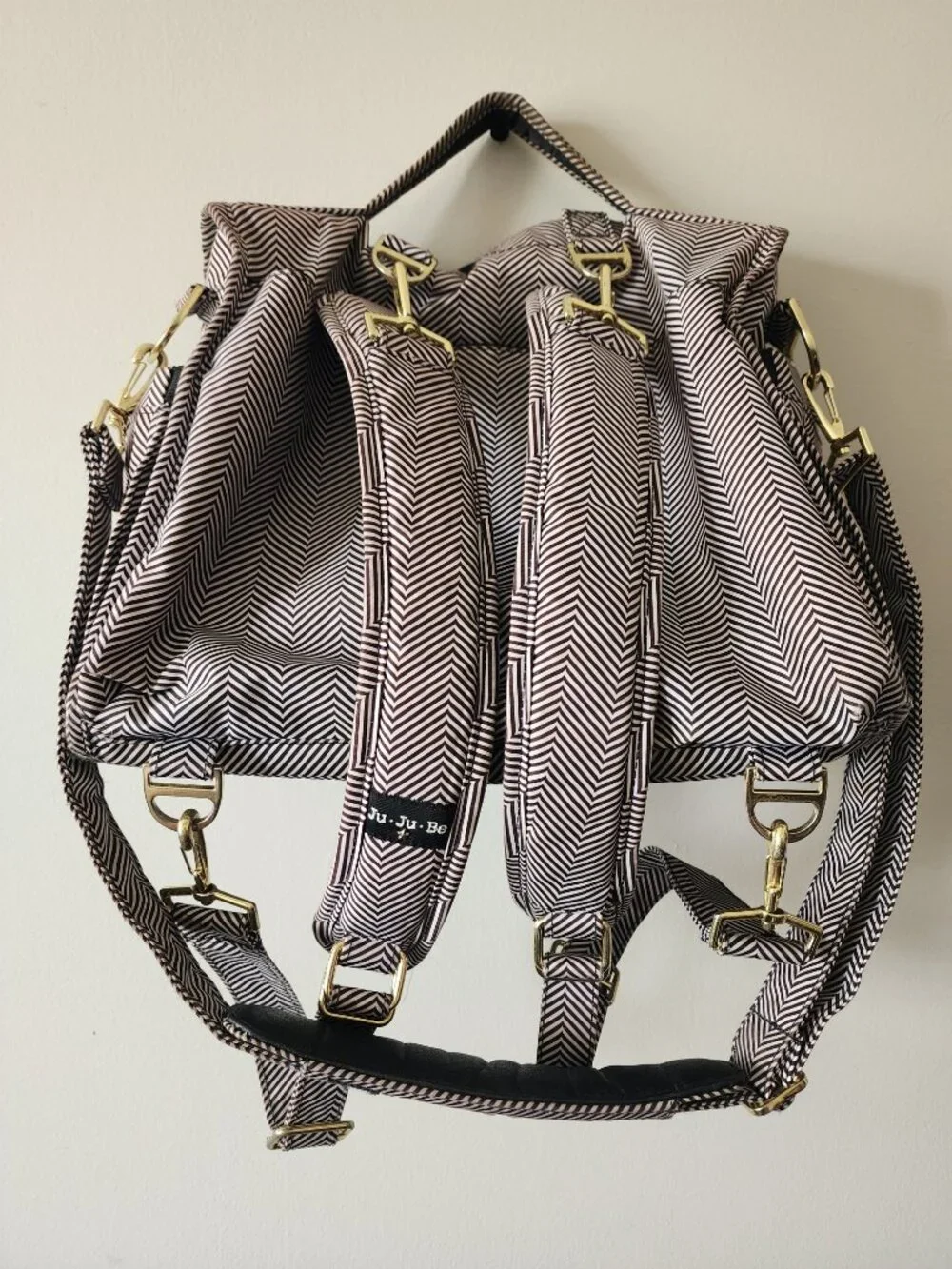 Ju-Ju-Be Be Right Back BRB Backpack Diaper Bag The Commodore Chevron Stripe
